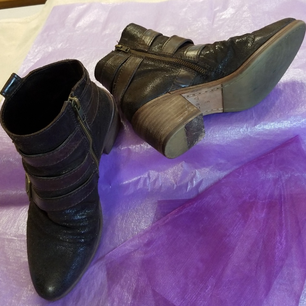 Kdb Booties - image 2